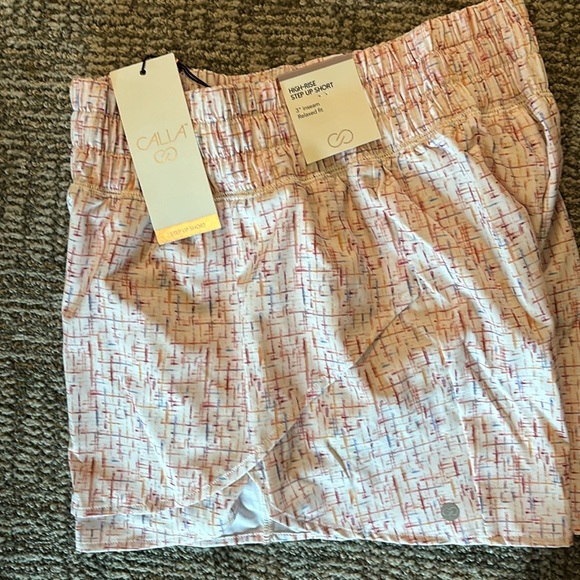 CALIA by Carrie Underwood Pants - CALIA ~Women's Mid Rise Infinity Run 3" inseam , relaxed fit Shorts NWT